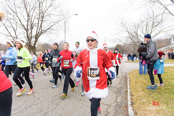Super_Hero_Events_Super_Santa_5K_2014-118