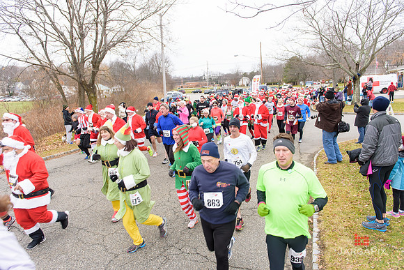 Super_Hero_Events_Super_Santa_5K_2014-106