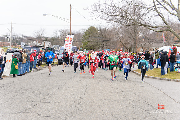 Super_Hero_Events_Super_Santa_5K_2014-087