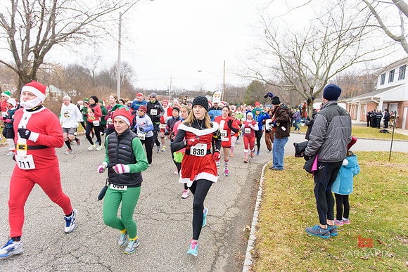 Super_Hero_Events_Super_Santa_5K_2014-100