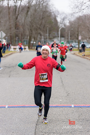 Super_Hero_Events_Super_Santa_5K_2014-180