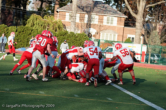 CPHS_Football_vs_RidgefieldPark_2009-123.jpg