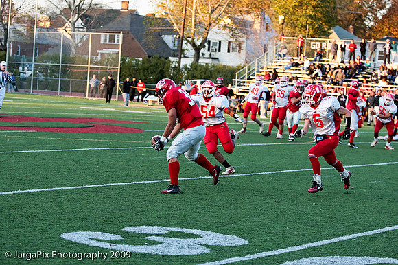 CPHS_Football_vs_RidgefieldPark_2009-209.jpg