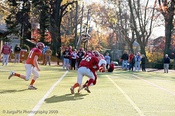CPHS_Football_vs_RidgefieldPark_2009-079.jpg