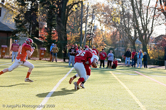 CPHS_Football_vs_RidgefieldPark_2009-078.jpg