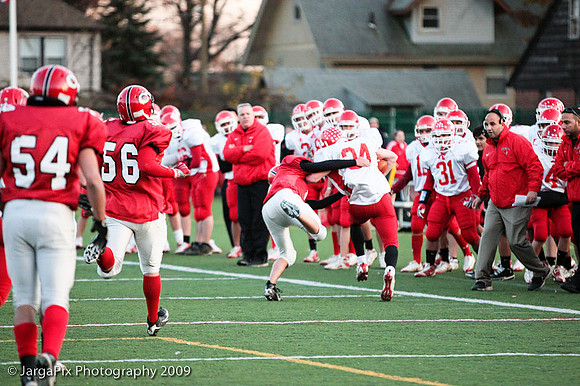 CPHS_Football_vs_RidgefieldPark_2009-292.jpg