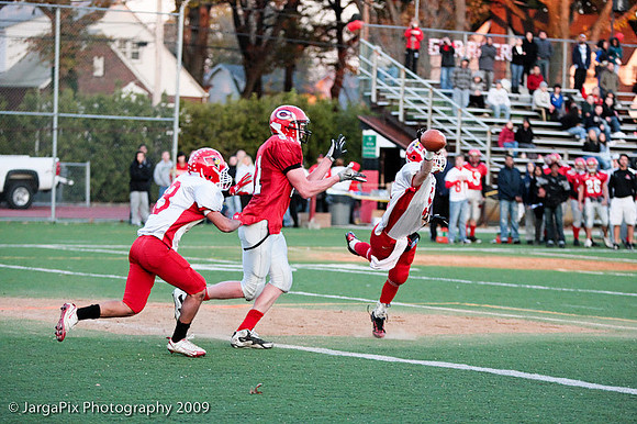 CPHS_Football_vs_RidgefieldPark_2009-268.jpg
