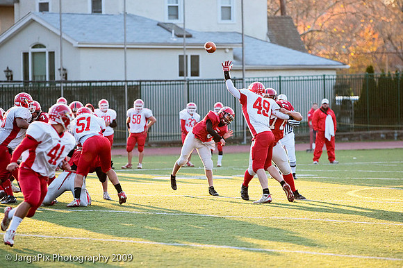 CPHS_Football_vs_RidgefieldPark_2009-184.jpg