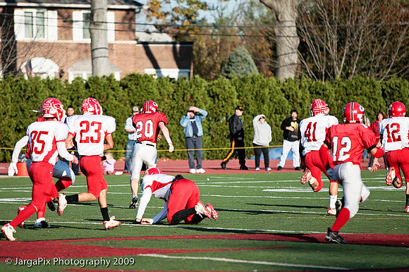 CPHS_Football_vs_RidgefieldPark_2009-042.jpg