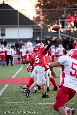 CPHS_Football_vs_RidgefieldPark_2009-307.jpg