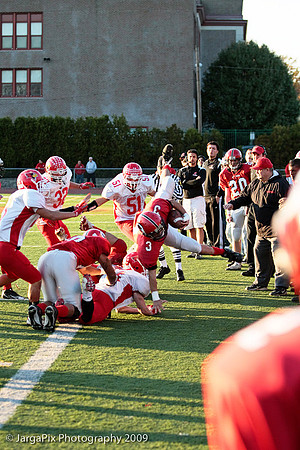 CPHS_Football_vs_RidgefieldPark_2009-164.jpg