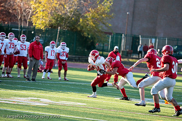 CPHS_Football_vs_RidgefieldPark_2009-102.jpg
