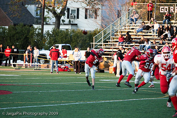 CPHS_Football_vs_RidgefieldPark_2009-205.jpg