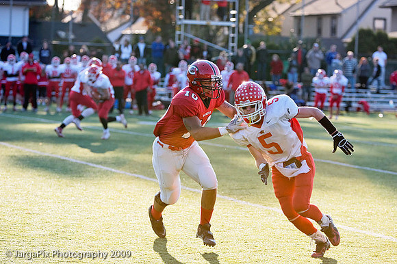 CPHS_Football_vs_RidgefieldPark_2009-091.jpg