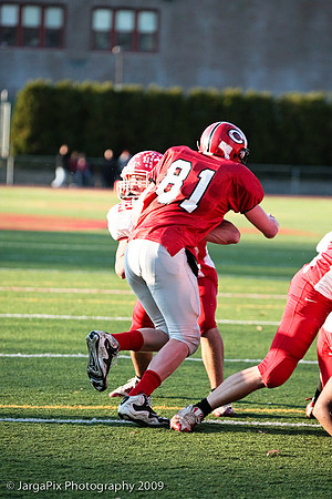 CPHS_Football_vs_RidgefieldPark_2009-107.jpg
