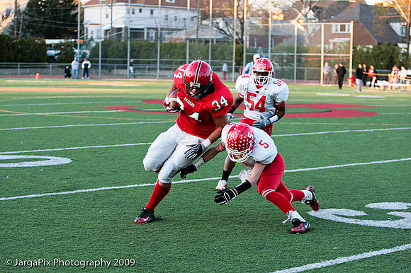 CPHS_Football_vs_RidgefieldPark_2009-216.jpg