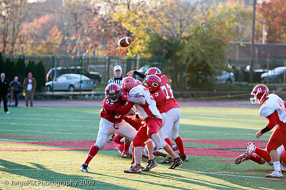 CPHS_Football_vs_RidgefieldPark_2009-179.jpg