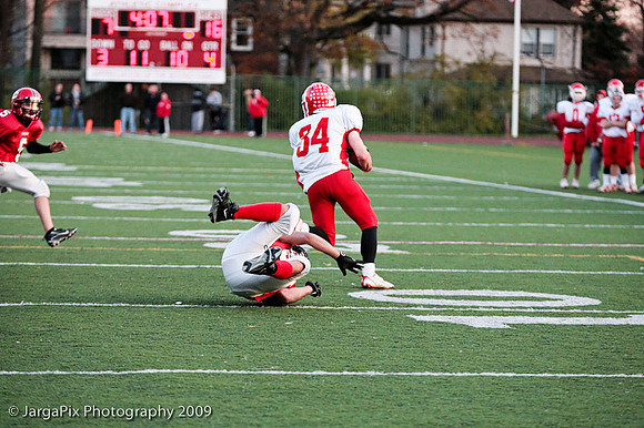 CPHS_Football_vs_RidgefieldPark_2009-290.jpg