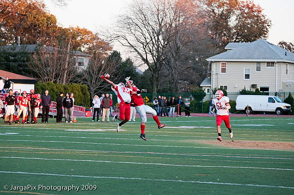 CPHS_Football_vs_RidgefieldPark_2009-236.jpg