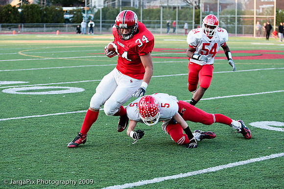 CPHS_Football_vs_RidgefieldPark_2009-218.jpg