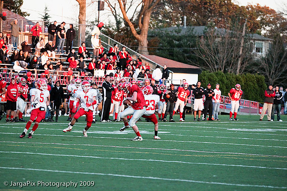 CPHS_Football_vs_RidgefieldPark_2009-242.jpg