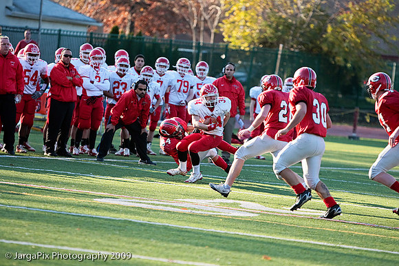 CPHS_Football_vs_RidgefieldPark_2009-104.jpg