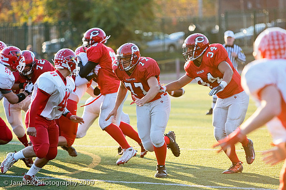 CPHS_Football_vs_RidgefieldPark_2009-162.jpg