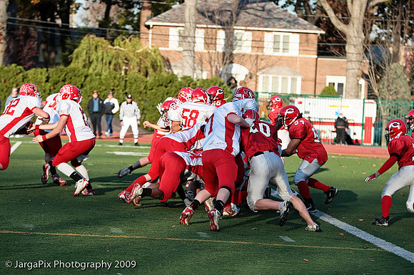 CPHS_Football_vs_RidgefieldPark_2009-121.jpg