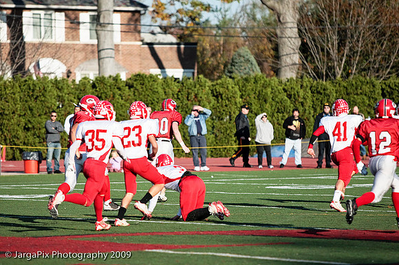 CPHS_Football_vs_RidgefieldPark_2009-043.jpg