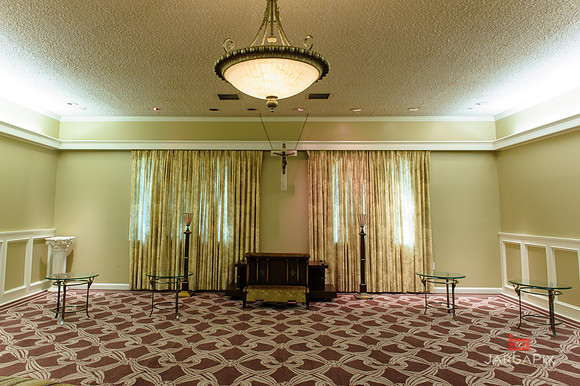 Macagna_Funeral_Home_Rutherford_2013-0016