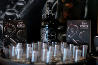 Soho_Exp_Kraken_Luna_Woodfire-016