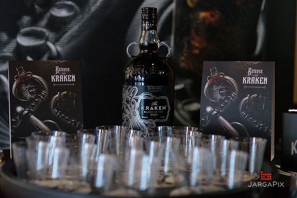 Soho_Exp_Kraken_Luna_Woodfire-016