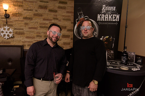 Soho_Exp_Kraken_Luna_Woodfire-105