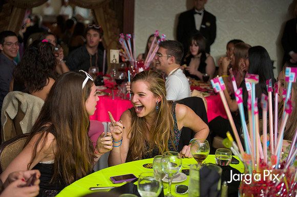 Macallusos 1980s Themed Sweet 16