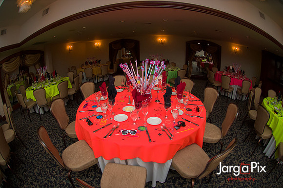 Macallusos 1980s Themed Sweet 16