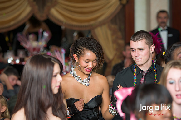 Macallusos 1980s Themed Sweet 16