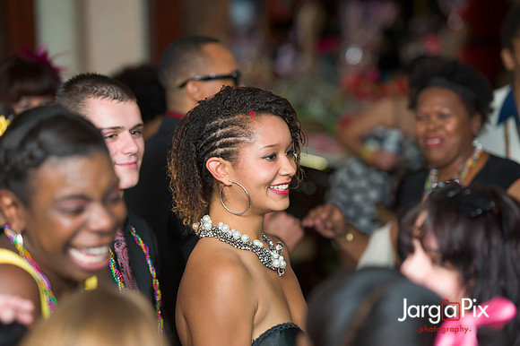 Macallusos 1980s Themed Sweet 16
