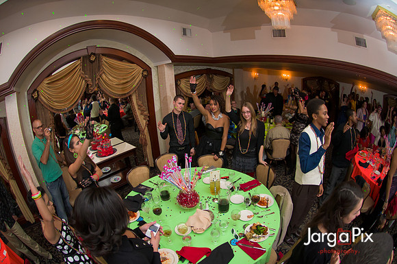 Macallusos 1980s Themed Sweet 16
