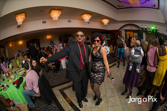 Macallusos 1980s Themed Sweet 16