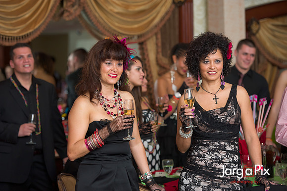Macallusos 1980s Themed Sweet 16
