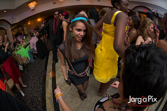 Macallusos 1980s Themed Sweet 16
