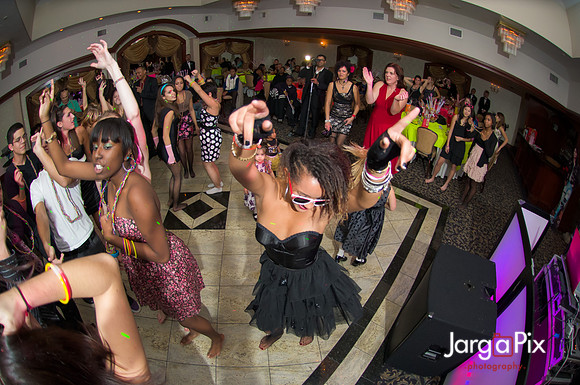Macallusos 1980s Themed Sweet 16