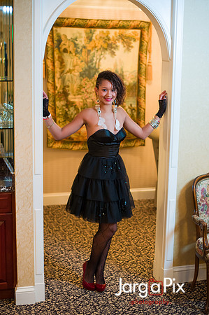 Macallusos 1980s Themed Sweet 16
