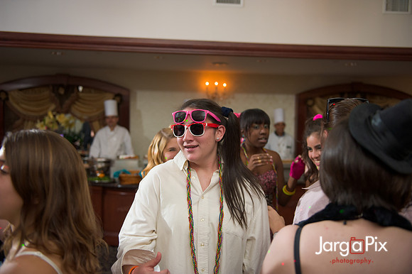 Macallusos 1980s Themed Sweet 16
