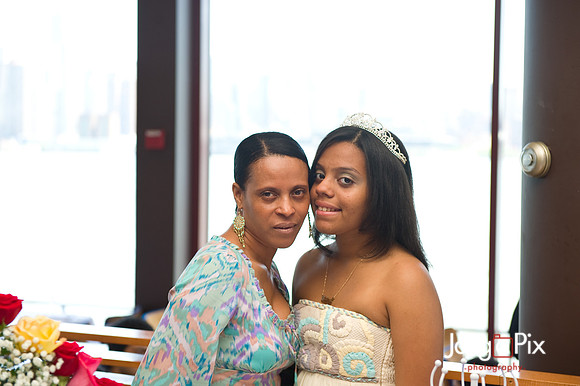 Taina's_16th_Birthday_Brunch-094
