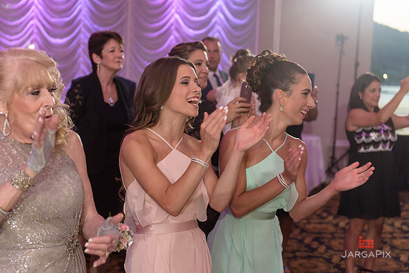 Andrea_Matt_Wedding_Preview-099