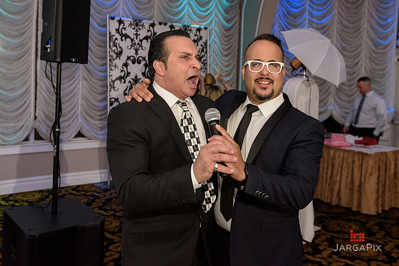 Andrea_Matt_Wedding_Preview-140