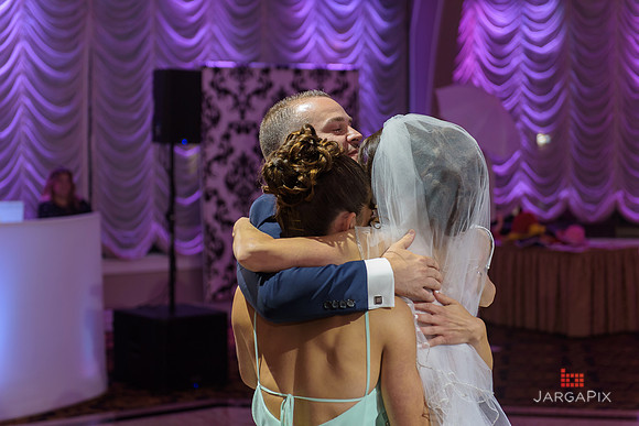 Andrea_Matt_Wedding_Preview-106