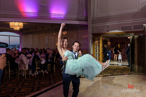 Andrea_Matt_Wedding_Preview-096