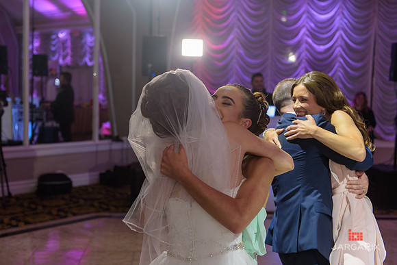 Andrea_Matt_Wedding_Preview-107